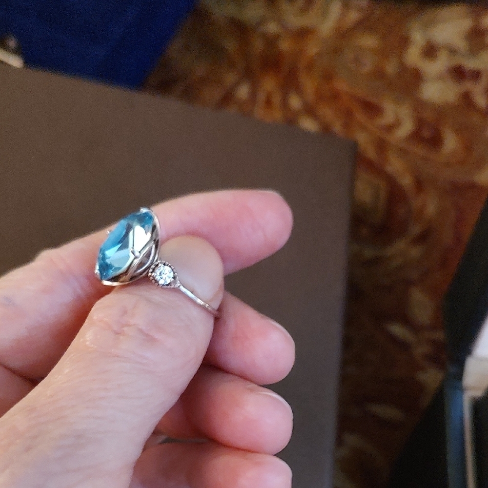 Fragrant Jewels Aqua Gem Silver Ring - Picture 4 of 5